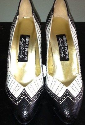   ~VINTAG​E BLACK & WHITE SPECTATOR HEELS SHOES SZ 7 1/2 *NIB*italy