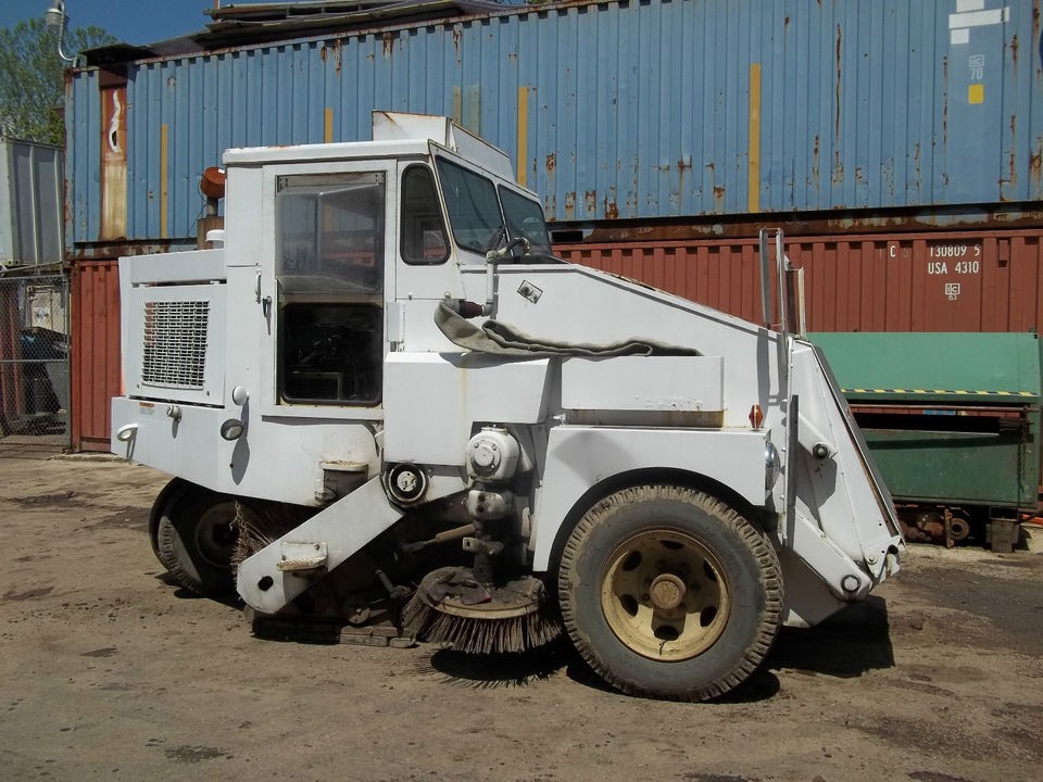 elgin street sweeper in Business & Industrial