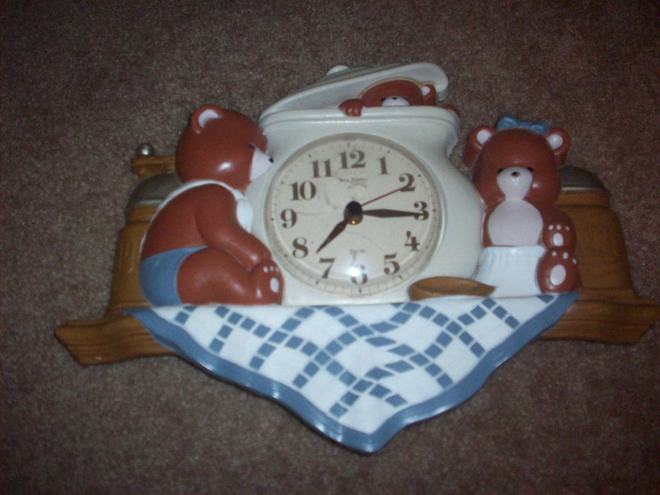 homco clock in Decorative Collectibles