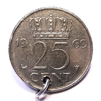 DUTCH QUEEN JULIANA 25 CENT COIN Charm   drilled