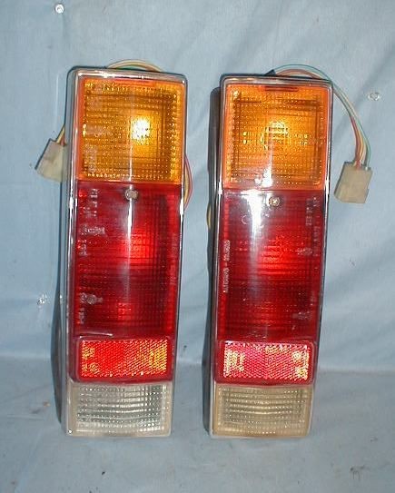 Fiat 124 Spider TAIL LAMP SET tail light taillight taillamp 1970 78 