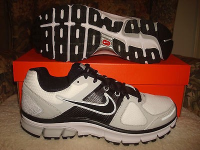 Nike Air Pegasus + 28 Team iPod Running Sneakers 8 4E Wide (New)