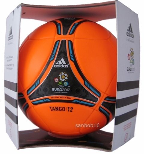 tango 12 match ball in Balls