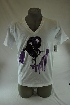 CARPE DIEM WHITE BLACK PURPLE FLASH LIGHT MUSIC MAN GRAPHIC T SHIRT 