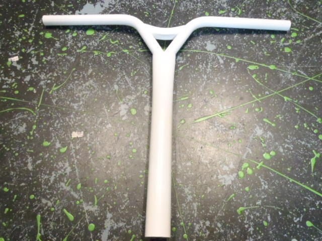 Phoenix Suicide Integrated Clamp Scooter Bars 530mm WHITE