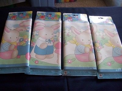 LOT/4 PKG CHILDRENS WALLPAPER BORDER TOTAL OF 20 YARDS NO71644F