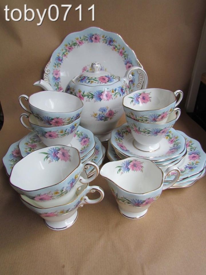 FOLEY / E.BRAIN BONE CHINA CORNFLOWER PATTERN TEA SET