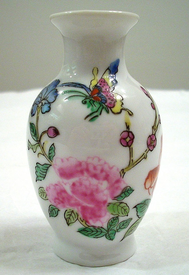 oriental vases in Vases