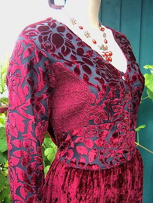 BEAUTIFUL BURGUNDY BURNOUT VELVET DRESS MEDIEVAL GOTHIC VICTORIAN 