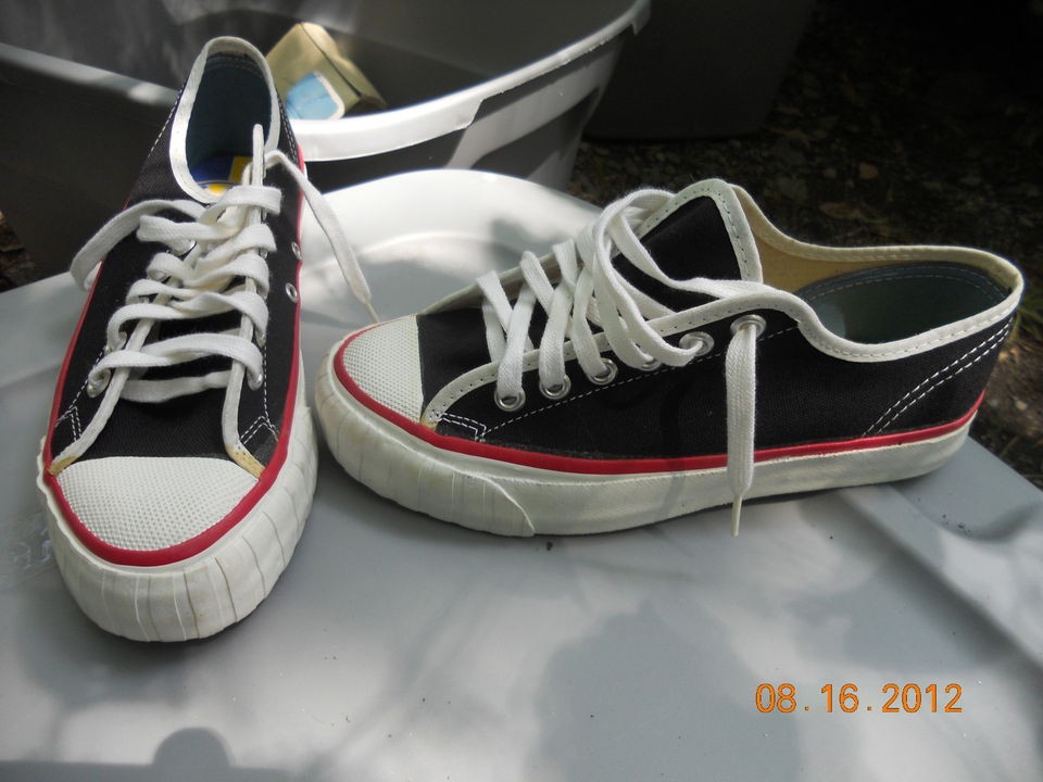 vintage sneakers bata bullets shoes size 3 deadstock new usa canvas 