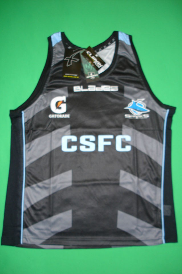 CRONULLA SHARKS 2013 TRAINING SINGLET  SELECT A SIZE  BLACK NEW NRL