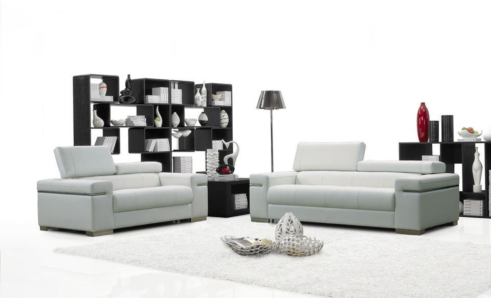 MODERN ITALIAN GENUINE LEATHER LIVING ROOM WITH ADJUSTABLE HEADREST