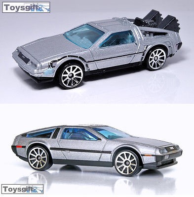 RARE LOT OF 2 DELOREAN DMC AND BACK TO THE FUTURE TIME MACHINE SILVER 