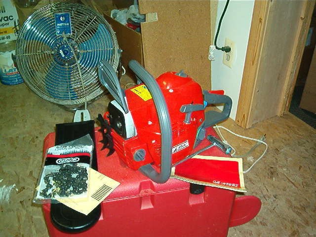 gasoline chain saw in Chainsaws