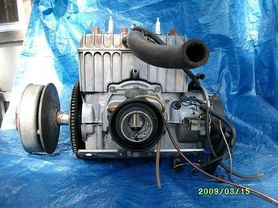 77 78 SKI DOO EVEREST LIQUID COOLED ROTAX 440 TWIN CYL ENGINE