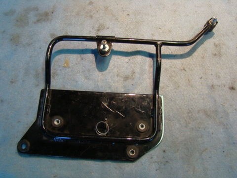   Harley FLST Softail saddlebag bracket mount Heritage ? Fatboy ? bag