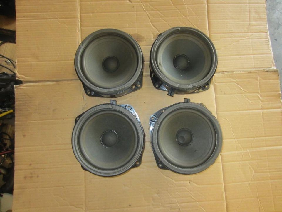 1998 LAND ROVER P38 HARMAN KARDON E26640 AMR6357 6NS396 SPEAKERS LOT 