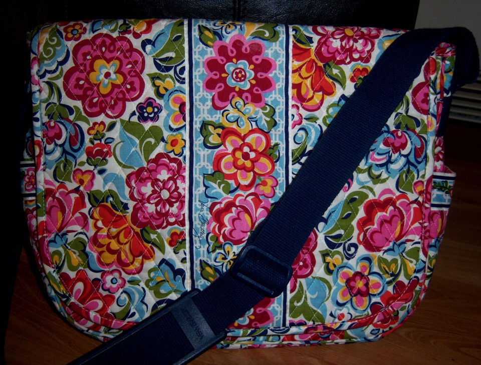 VERA BRADLEY HOPE GARDEN MESSENGER BAG FLAWLESS