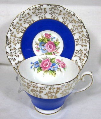 PRETTY GLADSTONE CUP & SAUCER BONE CHINA FLORAL