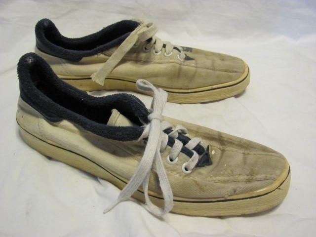 Vintage 80s Keds Knockarounds Sneaker Made in USA Women sz 8