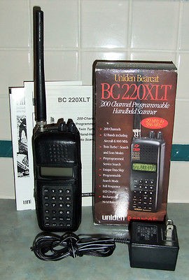   BC220XLT 200 CHANNEL 12 BAND MOBILE HANDHELD POLICE, EXT. SCANNER