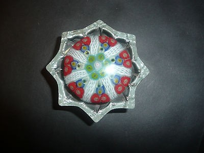 STRATHEARN STAR SHAPED MILLEFIORI PAPERWEIGHT, 2 1/2 W W/ORIGINAL TAG