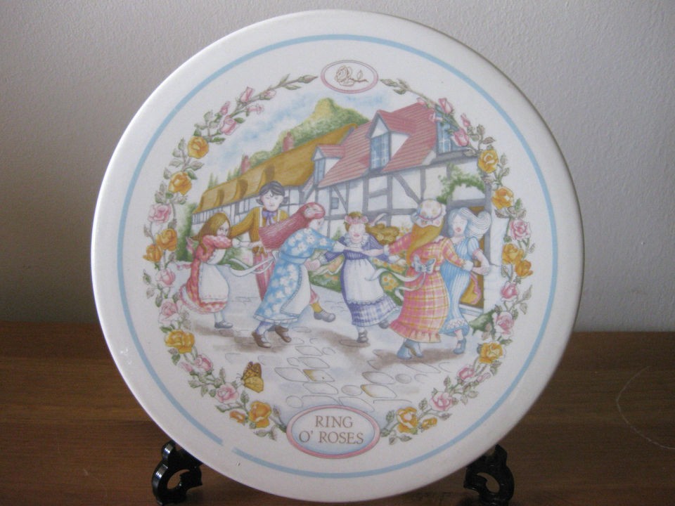 Wedgwood Nursery Rhymes Plaque Ring O Roses