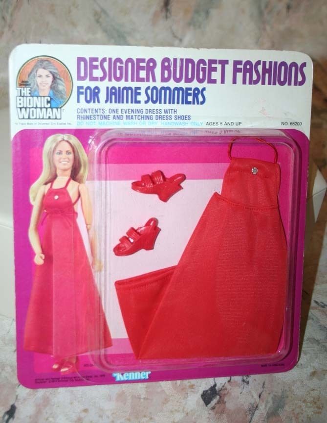   DESIGNER BUDGET FASHIONS JAIME SOMMERS DOLL EVENING DRESS NOS 1976