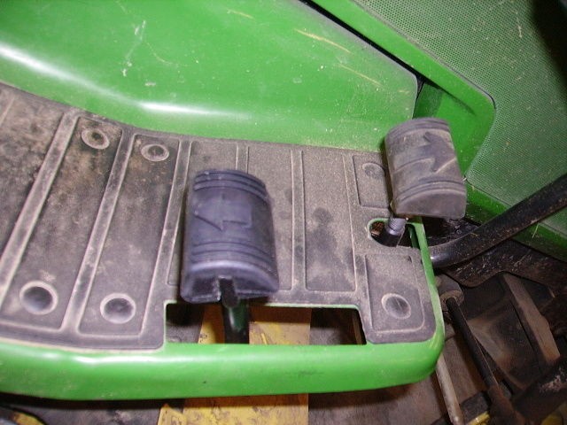 John Deere 425 445 455 ( Revised ) Reverse Pedal