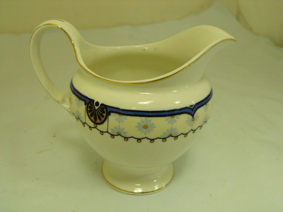 VTG J & G Meakin England Reg Sol 391/J3 Grecian Daisy Creamer 4x4