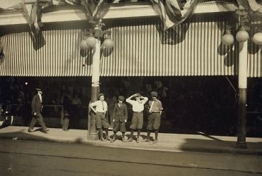 1914 child labor photo Delivery boys for Hammel Department Stores 