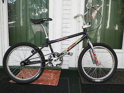 1995 gt mach one racing bike  0