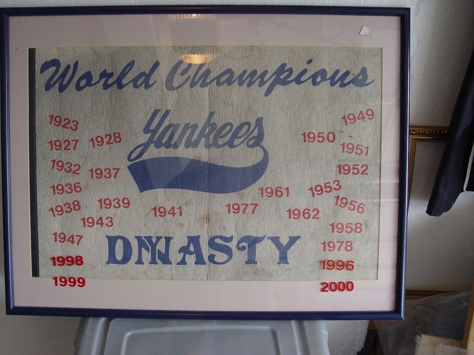 VINTAGE FRAMED YANKEE FELT BANNER 23X30 WORLD CHAMPION YANKEES 