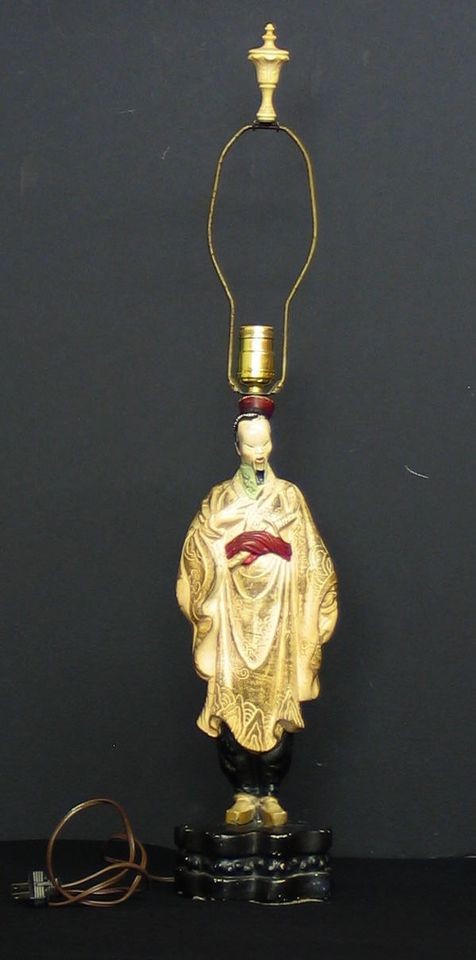 vintage 1940s figural chinese decorative table lamp 