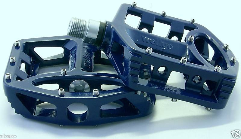 WELLGO MG 1 MG1 BMX/DOWNHILL/D​H BIKE FLAT PEDALS BLUE