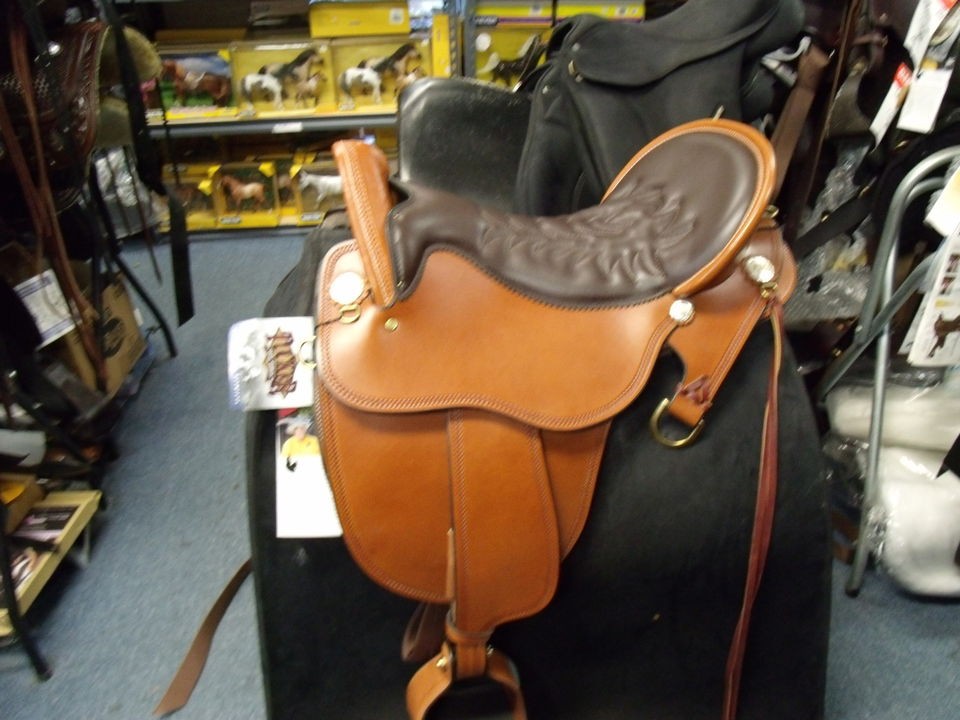 Tucker River Plantation saddle with upgrades 17.5 medium tree