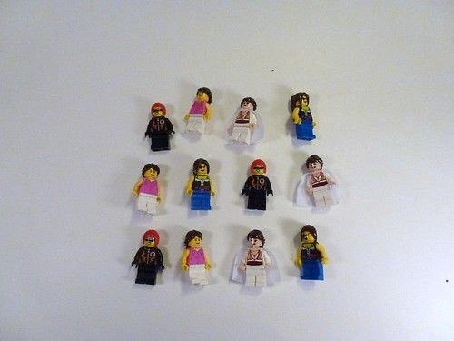 Lot of 24 Lego Mini Figures Minifigs Ninjago Squidward SpongeBob Legos