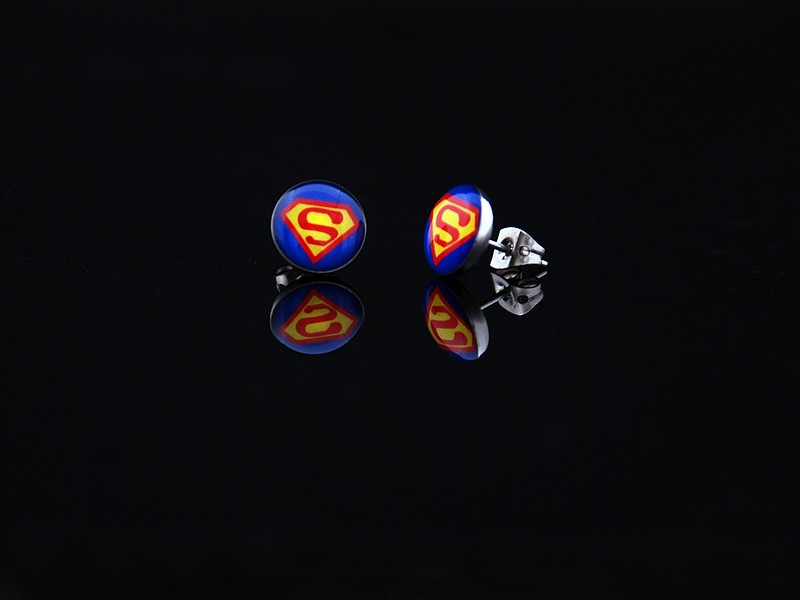 Newly listed n060 Stainless Steel Round Blue SuperMan Logo Earrings