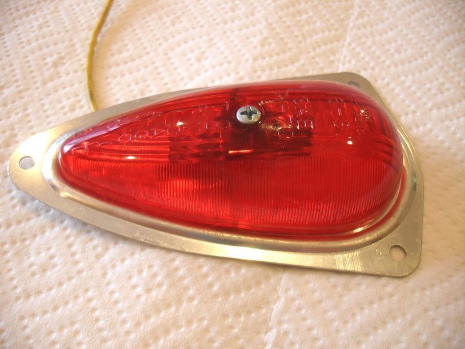   CLEARANCE Marker Lights Triangle Mfg. AIRSTREAM Shasta Kenskill Aljo