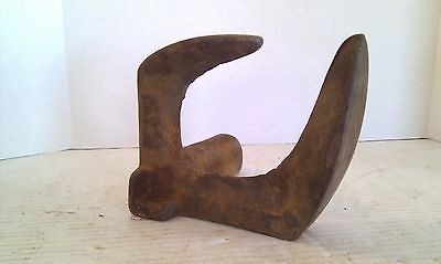 Antique Vintage Cobblers Shoemaker Anvil Double Sided Stand