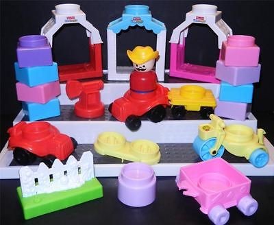 21 Pcs Fisher Price Little People Building Blocks Accessories Barn 