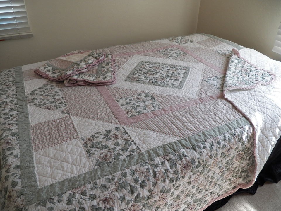 RARE GLYNDA TURLEY GARDEN FLORAL PATCHWORK 3PC QUEEN QUILT SET