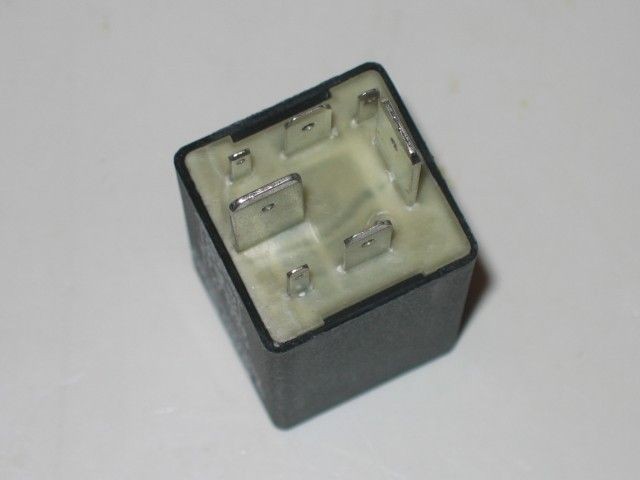 GLOWPLUG GLOW PLUG RELAY VW GOLF I II II JETTA PASSAT TRANSPORTER 3 4 