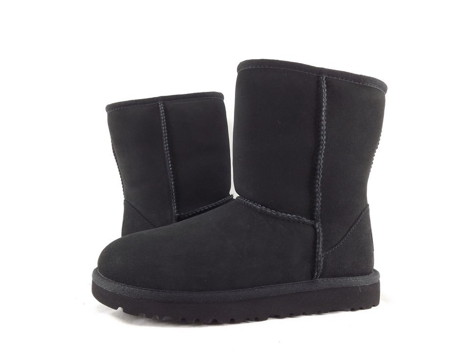 Childrens Shoes   UGG AUSTRALIA   KIDS CLASSIC SHORT BOOTS BLACK