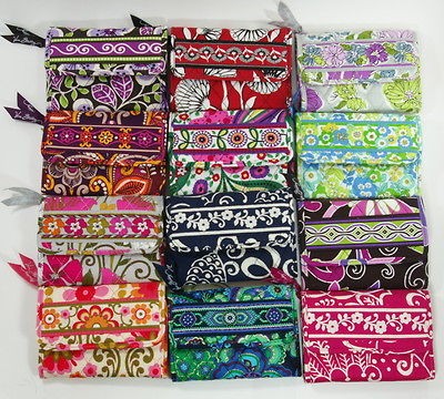 new vera bradley euro wallet trifold style new with tag