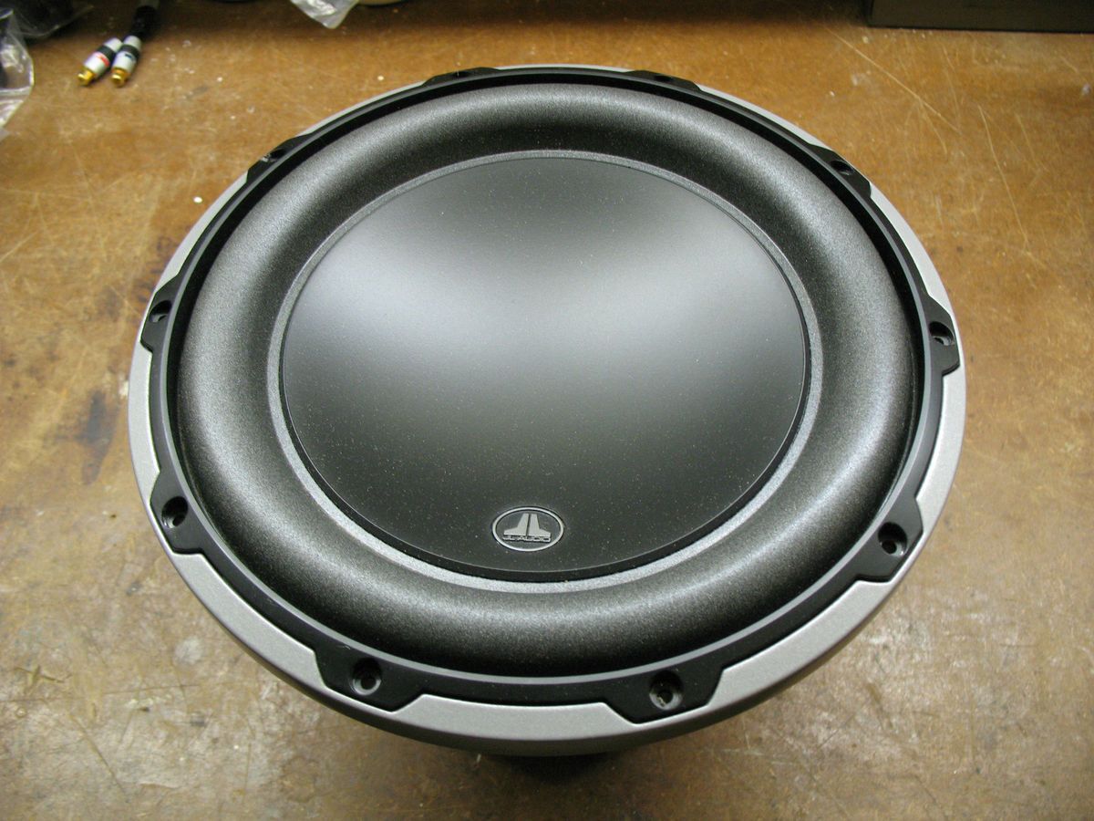 JL Audio 10W6V2 Subwoofer