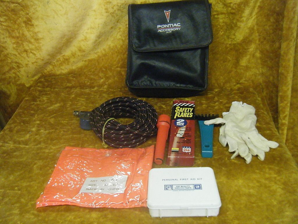 PONTIAC ACCESSORY KIT Bonneville Montana Transport Poncho Flares 