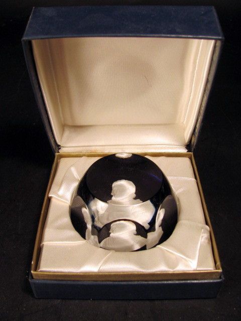 Vintage French Crystal DAlbert Sulphide Paperweight Christopher 