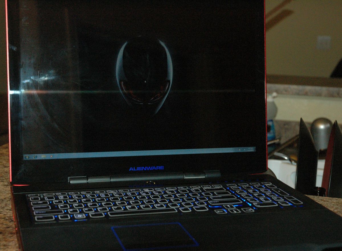 Dell Alienware M17x Laptop/Notebook R1 1920x1200 WUXGA, 260GTS SLI 