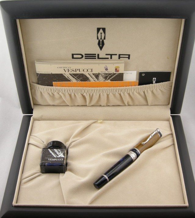 Delta Amerigo Vespucci Blue Button Filler LE Fountain Pen 18kt Medium 